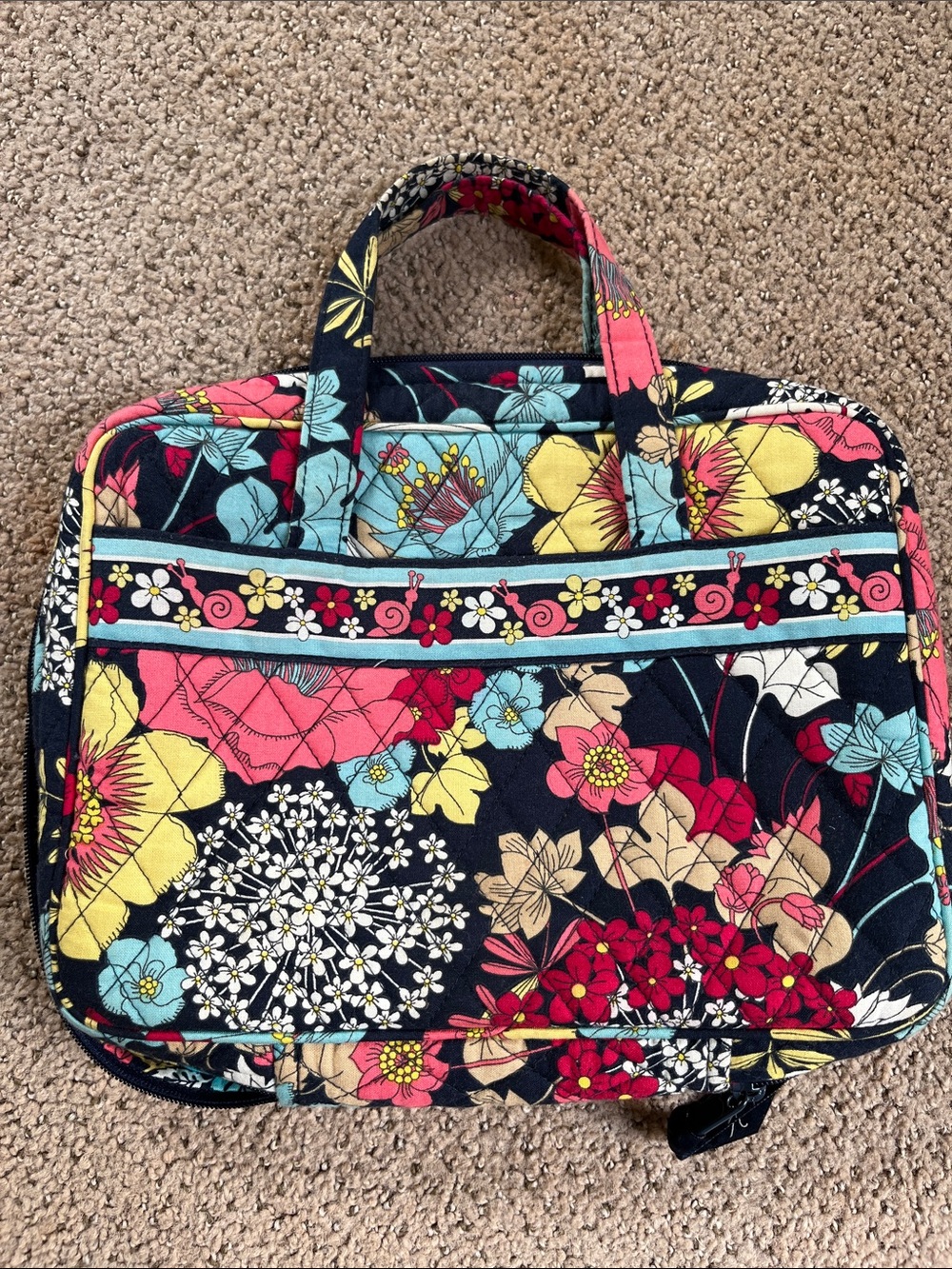 Vera Bradley Quilted Snail Bible Case Cover